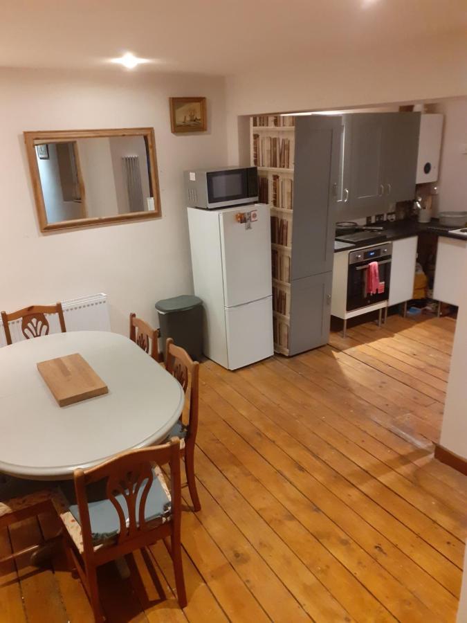 Characterful Near The Sea, Beach, Pier & Shops Weston-super-Mare