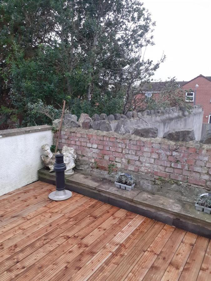Characterful Near The Sea, Beach, Pier & Shops Holiday home Weston-super-Mare