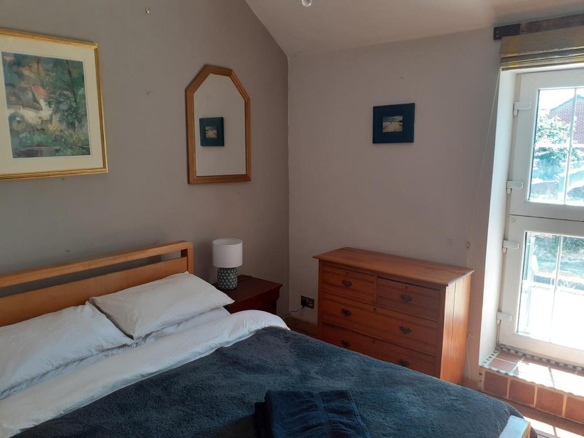 Characterful Near The Sea, Beach, Pier & Shops Holiday home *